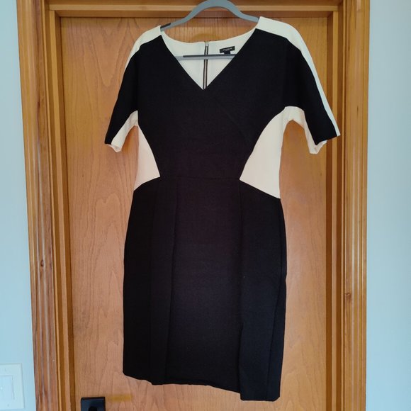 Ann Taylor Dresses & Skirts - Ann Taylor Ponte Dress; Size 8; Black, off-white.